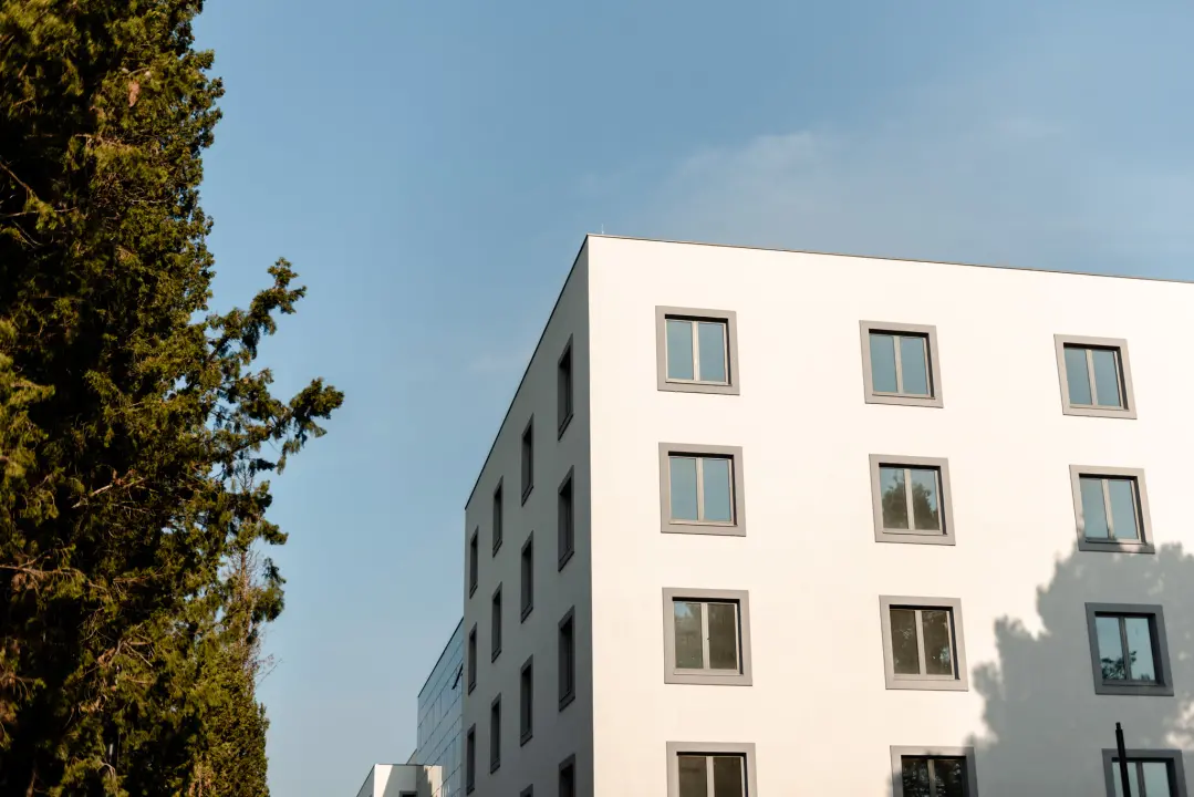 Obišli smo studentski dom Palacin iznutra: Sobe su prostrane, s prekrasnim pogledom na Vrnažu, Mandalinu i Šibenik