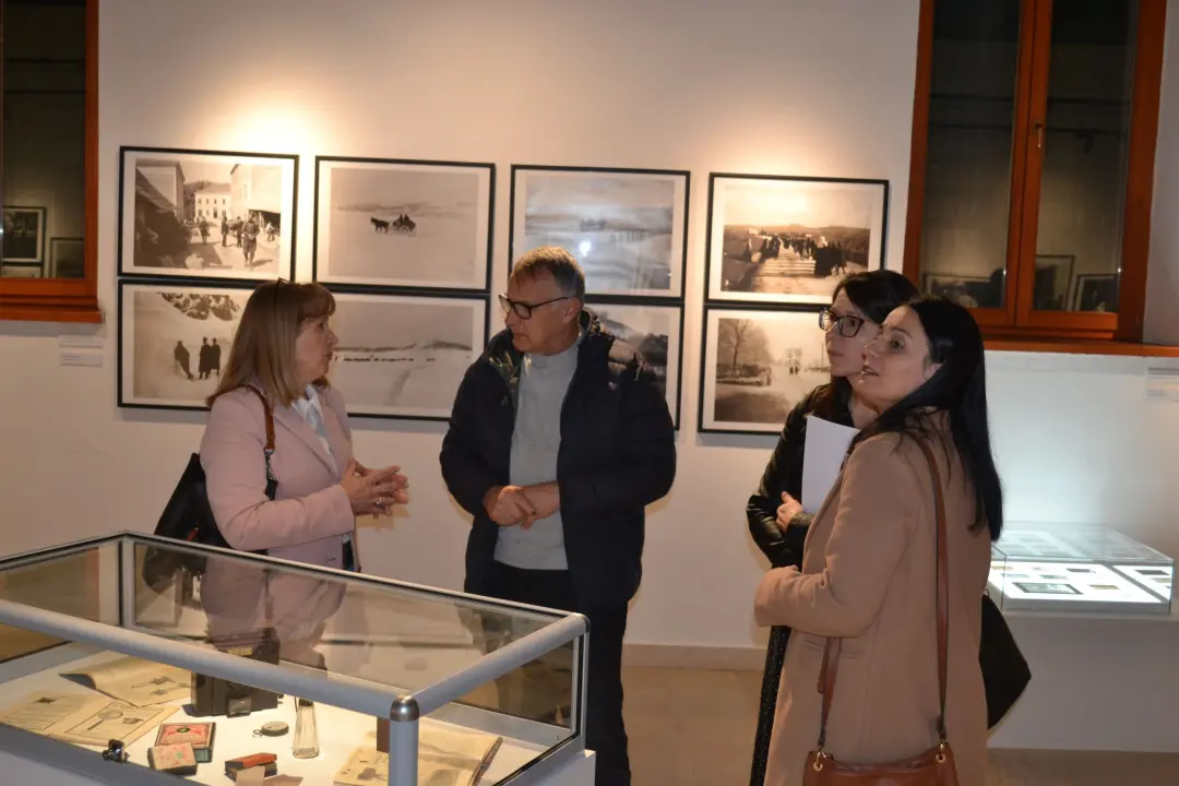U Kninu otvorena izložba fotografija s početka 20. stoljeća