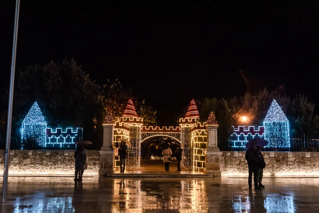 Počela je Adventura u đardinu: Pljuštalo je, ali uz Madre Badessu lakše se izdrži