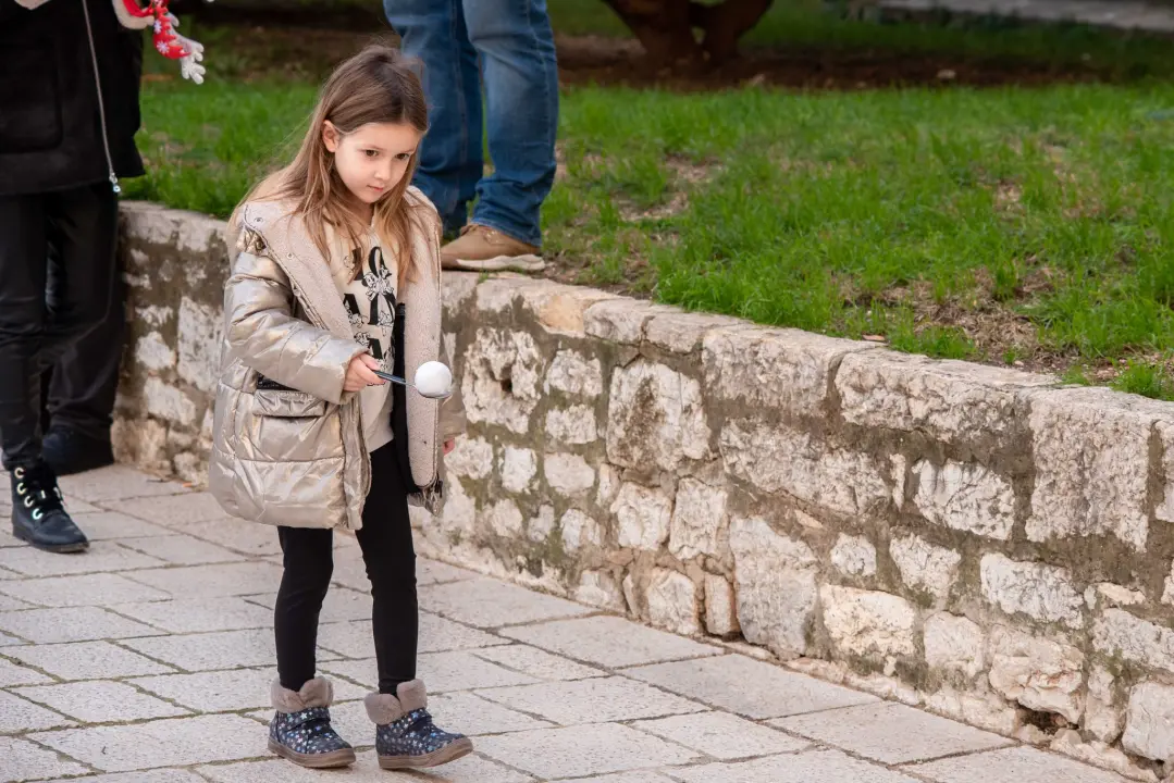 Održana prva Outdoor Adventurica: Mališani se natjecali kroz igru i zabavu