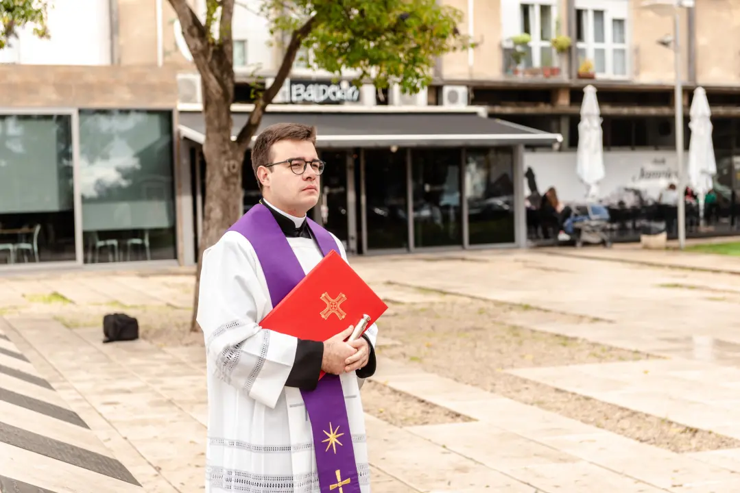 Polaganjem vijenaca i mimohodom 15. domobranska pukovnija obilježila 30 godina od osnutka