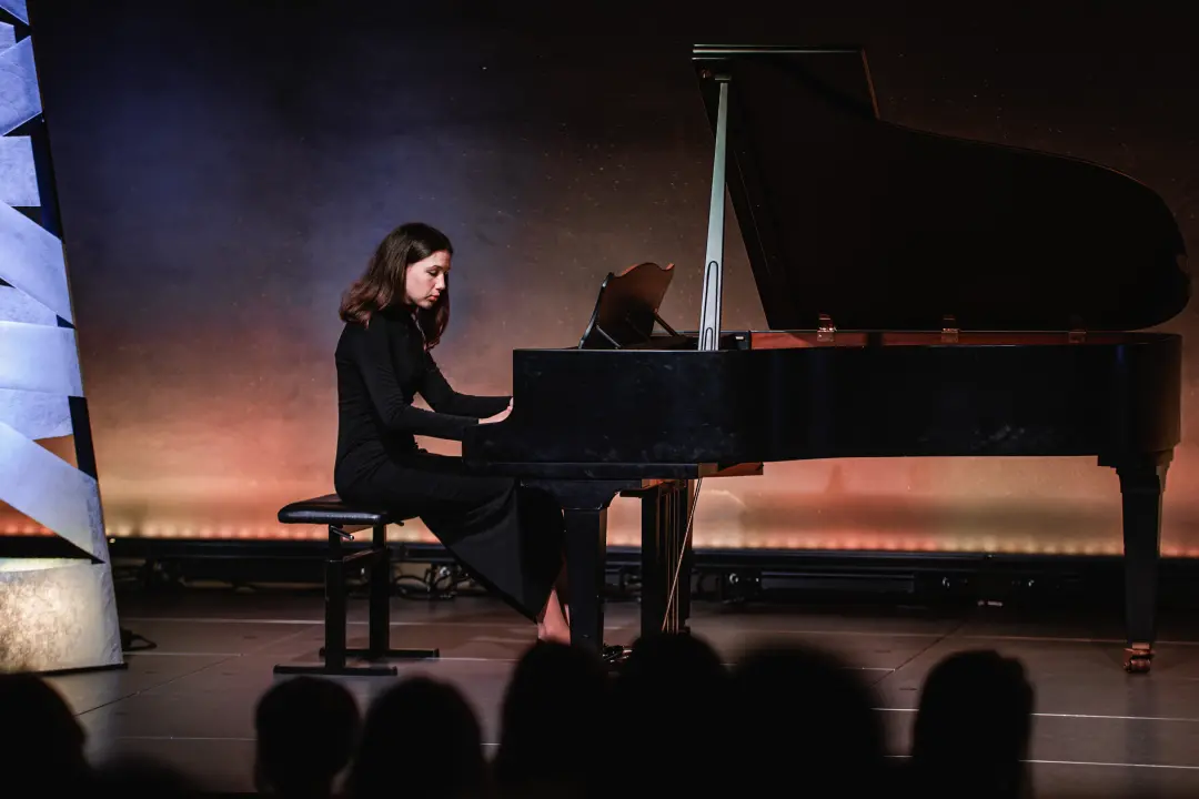 Božićni koncert učenika glazbene škole oduševio prepunu Kuću umjetnosti Arsen