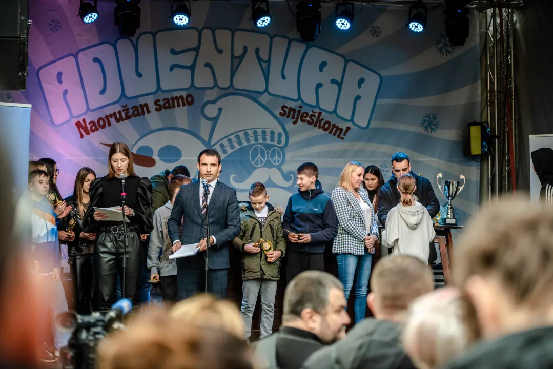 Toni Slavica i Nives Radić, vaterpolisti Solarisa i vaterpolistice Viktorije ovogodišnji su laureati