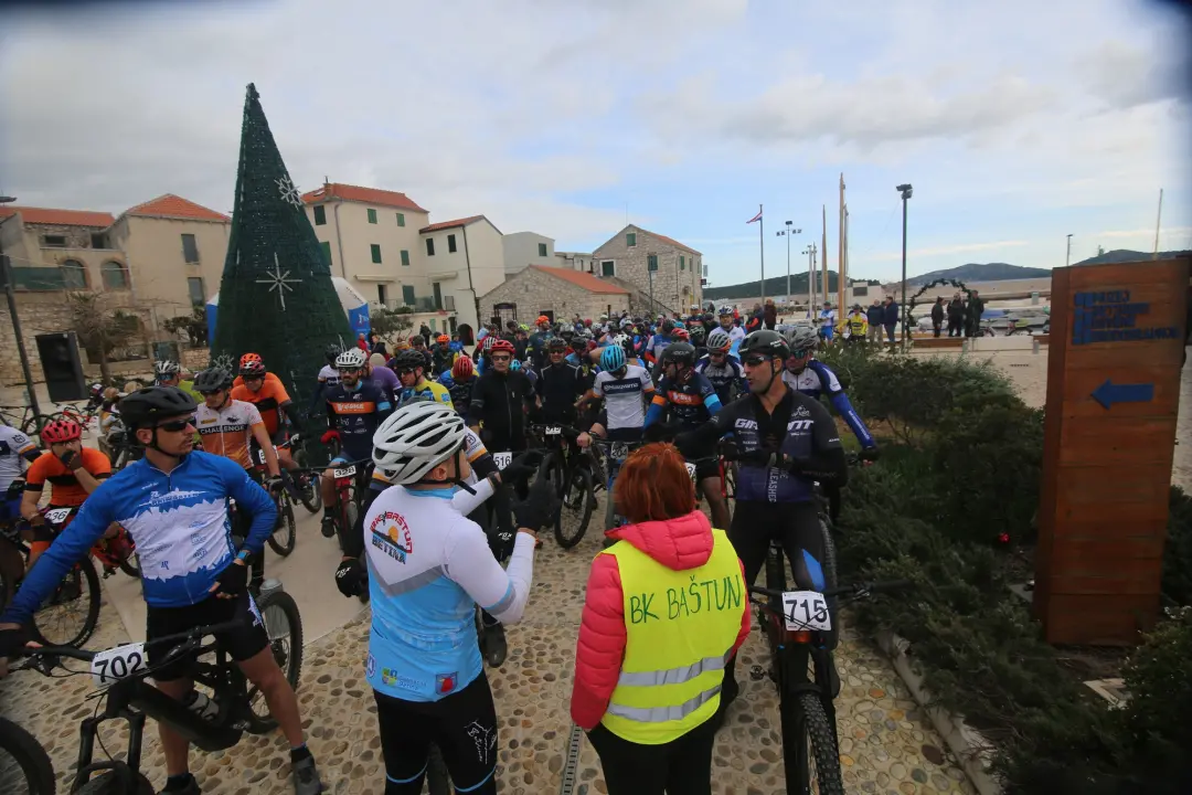 Stazu od 23,5 kilometara preko cijelog Murtera pobjednik je odvozio za samo 49 minuta 