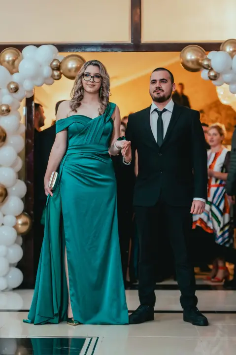 Učenici Prometno-tehničke škole Šibenik poput holivudskih zvijezda na maturalnom plesu (2)