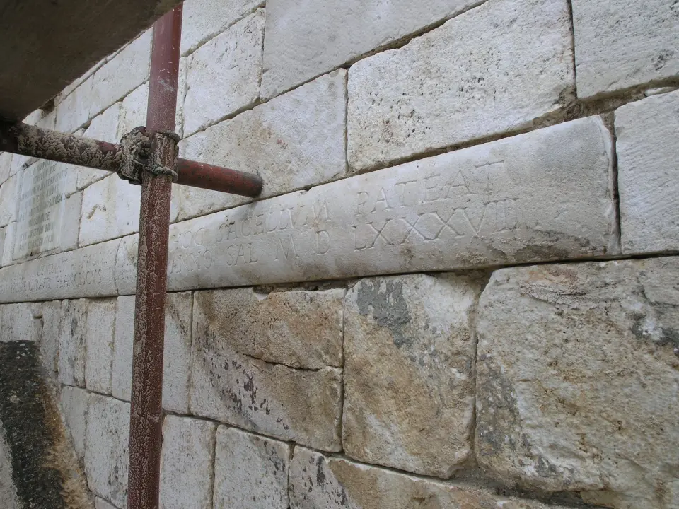 Ispod krovišta skoro 150 godina skrivala se istina o crkvi sv. Ane na groblju 