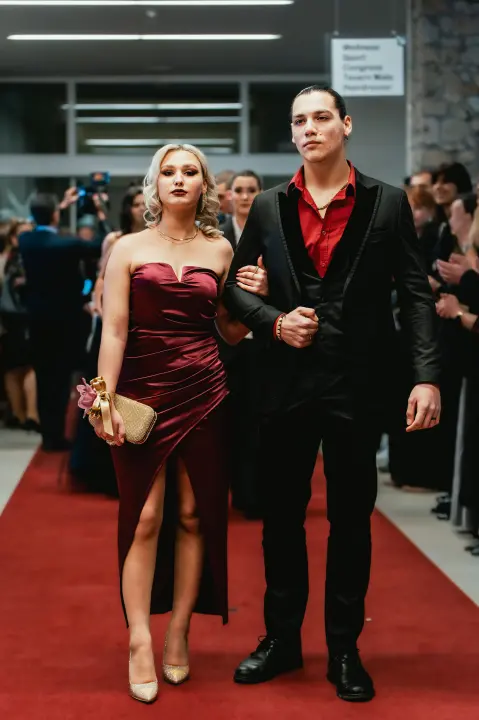 Pogledajte glamurozna izdanja maturanata Medicinske škole (1. dio)