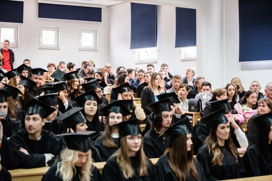 Svečana promocija studenata VUŠ-a: 'Vi ste budućnost naše zemlje i ona će biti onakva kakvom je vi oblikujete'