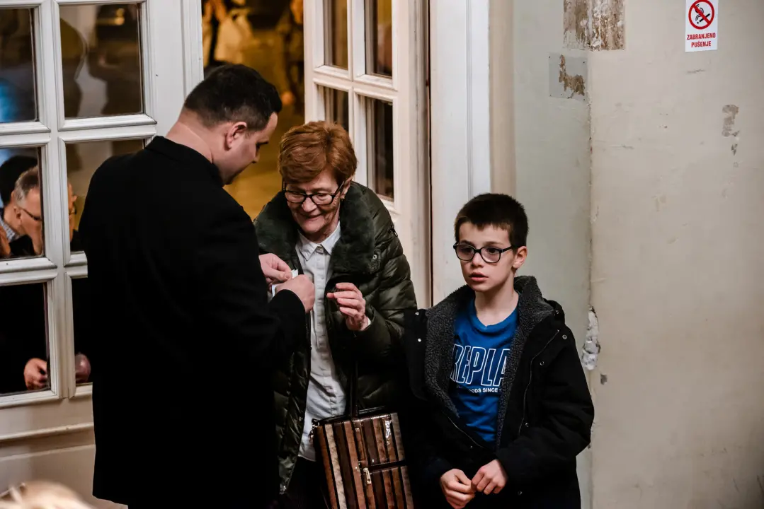 Pogledajte tko je sve bio na premijeri 'Medengaja' u HNK Šibenik