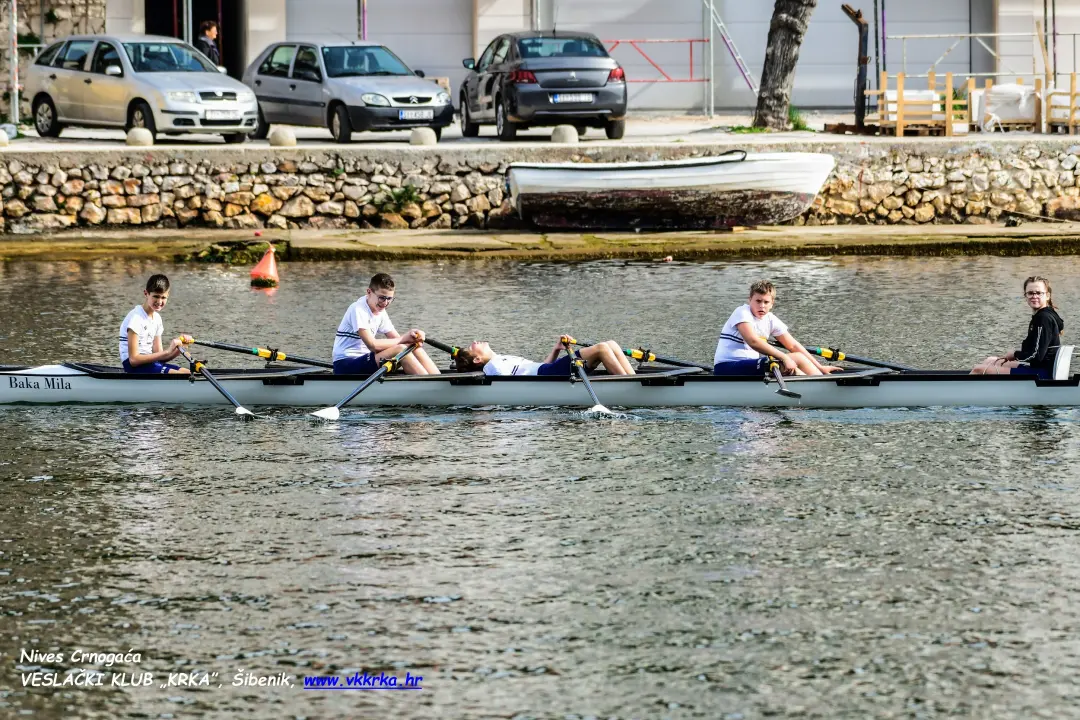 U Zatonu se za vikend okupilo oko 450 sportaša, veslači Krke odlični