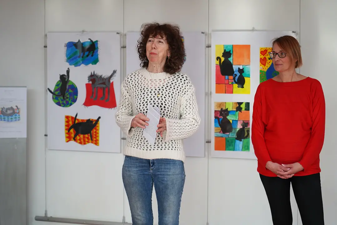 U knjižnici otvorena izložba likovnih i literarnih radova s natječaja 'Mačke'