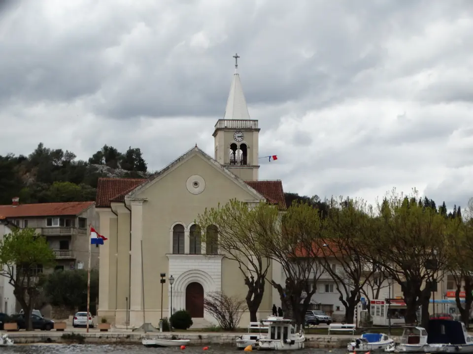 Održana 26. smotra crkvenog pučkog pjevanja Šibenske biskupije 'Puče moj' u Zatonu