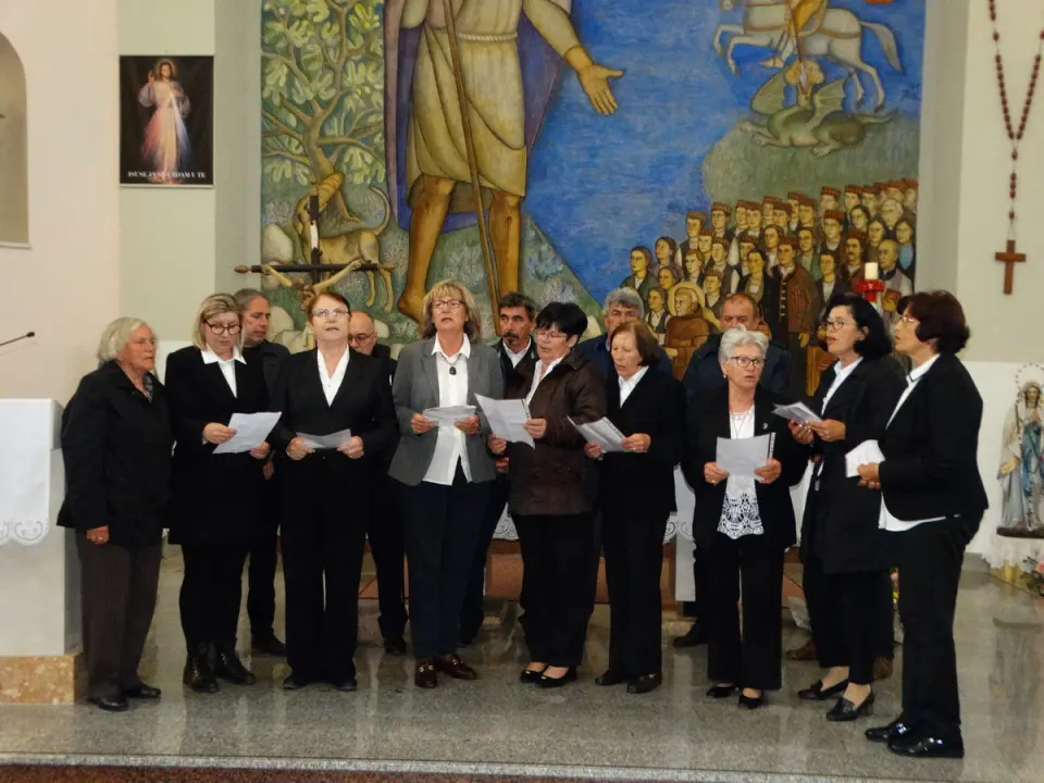 Održana 26. smotra crkvenog pučkog pjevanja Šibenske biskupije 'Puče moj' u Zatonu