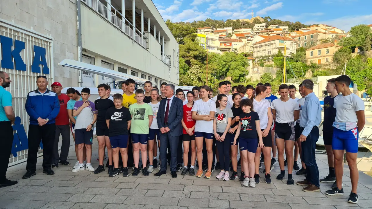 Burić posjetio veslače VK Krka: 'Imamo sportaše kojima se grad Šibenik može ponositi'