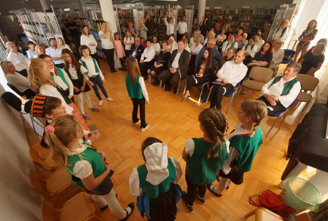 U Primoštenu izložba hrvatske čipke