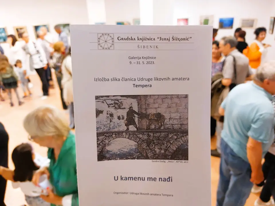 U knjižnici otvorena izložba 'U kamenu me nađi'