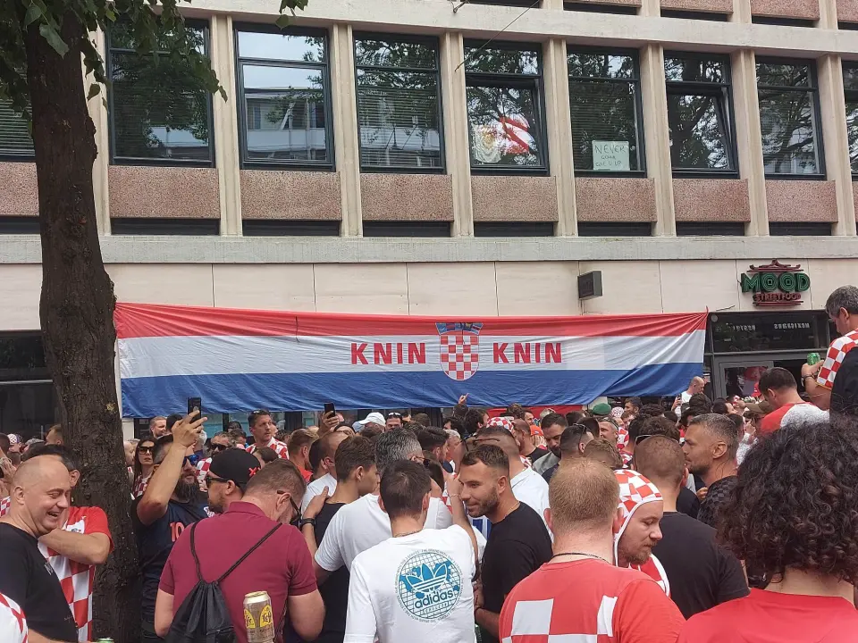 Šibenčani stigli na stadion: Atmosfera je fenomenalna  