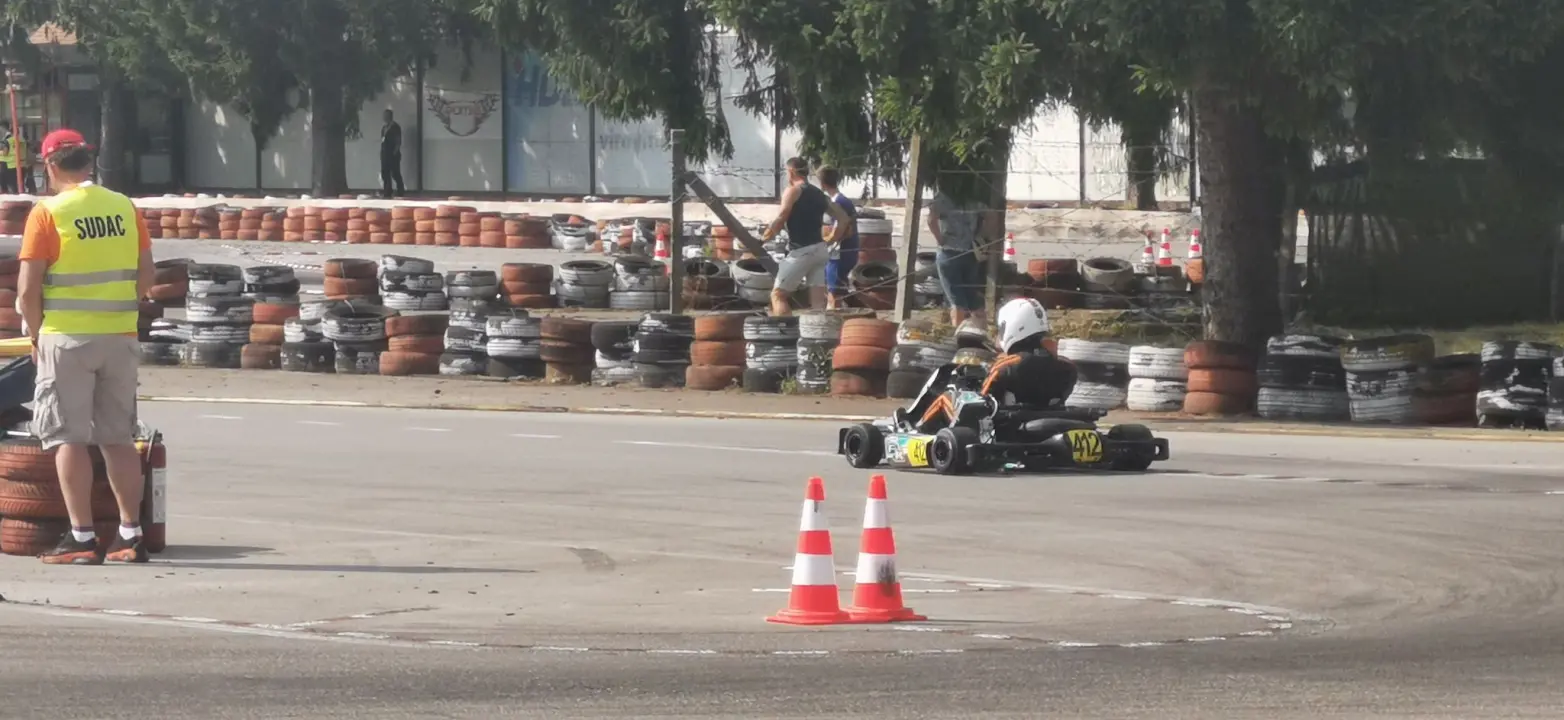 Šibenski kartingaš Franko Škugor treći u generalnom poretku klase 6 Rotax Max DD2