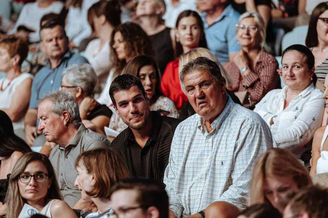 Maksim Mrvica impresivnim koncertom na tvrđavi sv. Mihovila potvrdio svoj zvjezdani status 