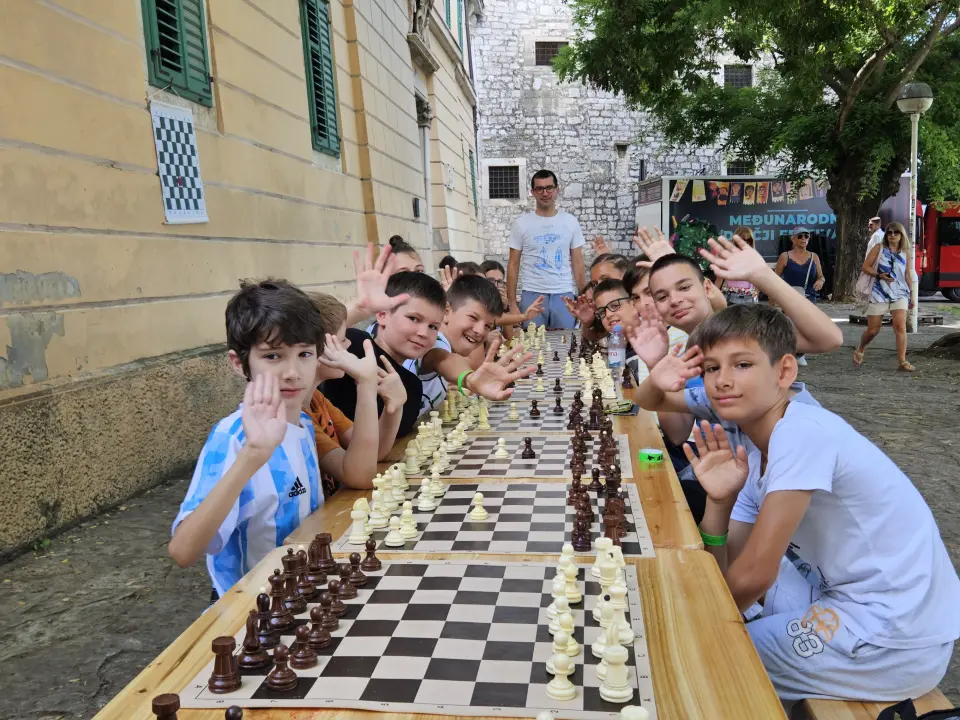 Sredina tjedna rezervirana je za Šibenik i program 63. MDF-a