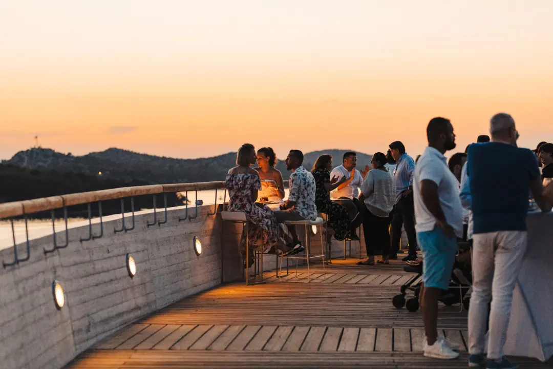 Provedite nezaboravne večeri u Roof Baru by Moet &amp; Chandon u D-Resortu!