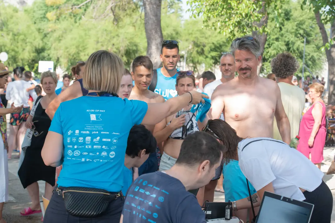 Na plivačkom maratonu u Raslini rekordnih 273 natjecatelja!