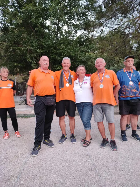 Ozren Mandić, Ida Čekić i Krešimir Ivančević iz PK Dalmatino državni prvaci u petanquama mix triplette  