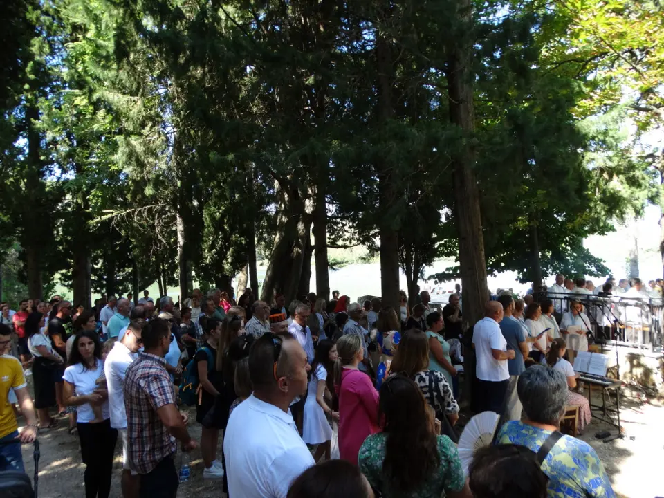 Biskup u miru Ante Ivas predvodio misu za blagdan Gospe od Anđela na Visovcu