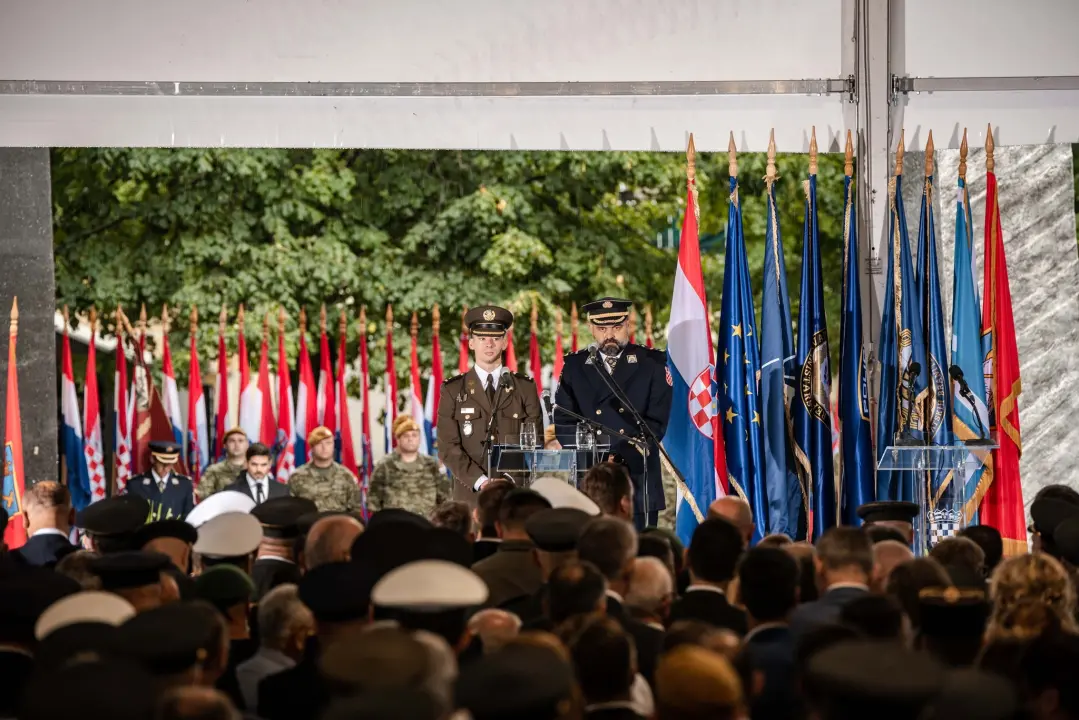 Pogledajte veliku fotogaleriju sa svečanog obilježavanja godišnjice Oluje