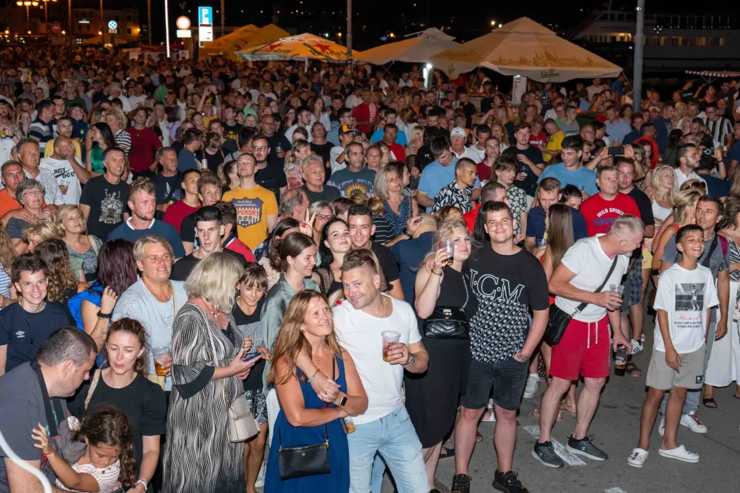 Kiša nije pokvarila atmosferu na Vodičkoj fešti