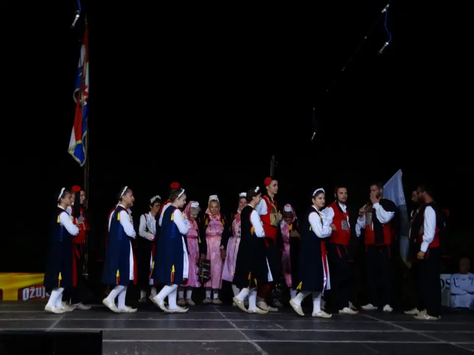 Na 16. 'Noći Zagore i gena kamenog' u Koprnu izabrani balotaš, izbijač bule, šijač i rezač pršuta godine