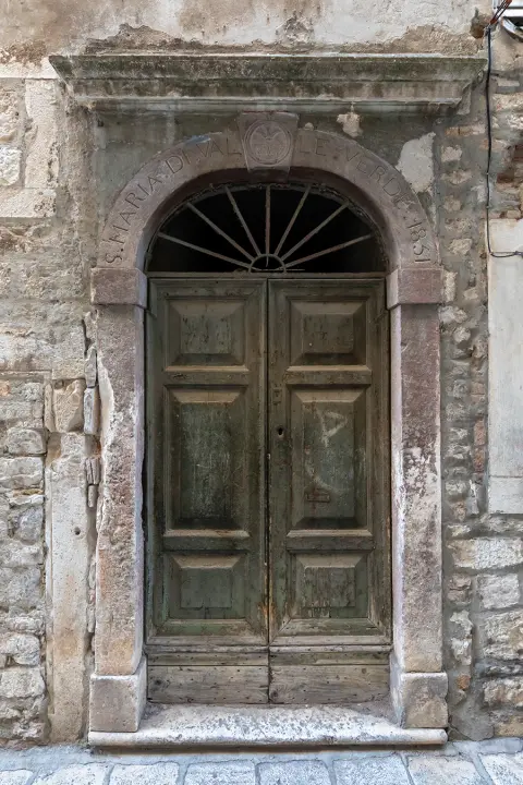Obnavlja se još jedan portal u Šibeniku: Posvećen Gospi od Zelene doline