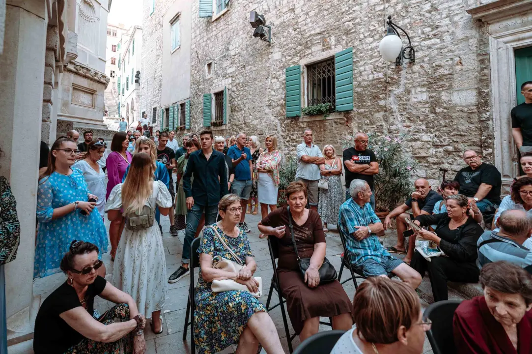'Kadena' je Sinišin dar Šibeniku: 'Nije lako pisati o ljudima, ali mislim da smo uspjeli'