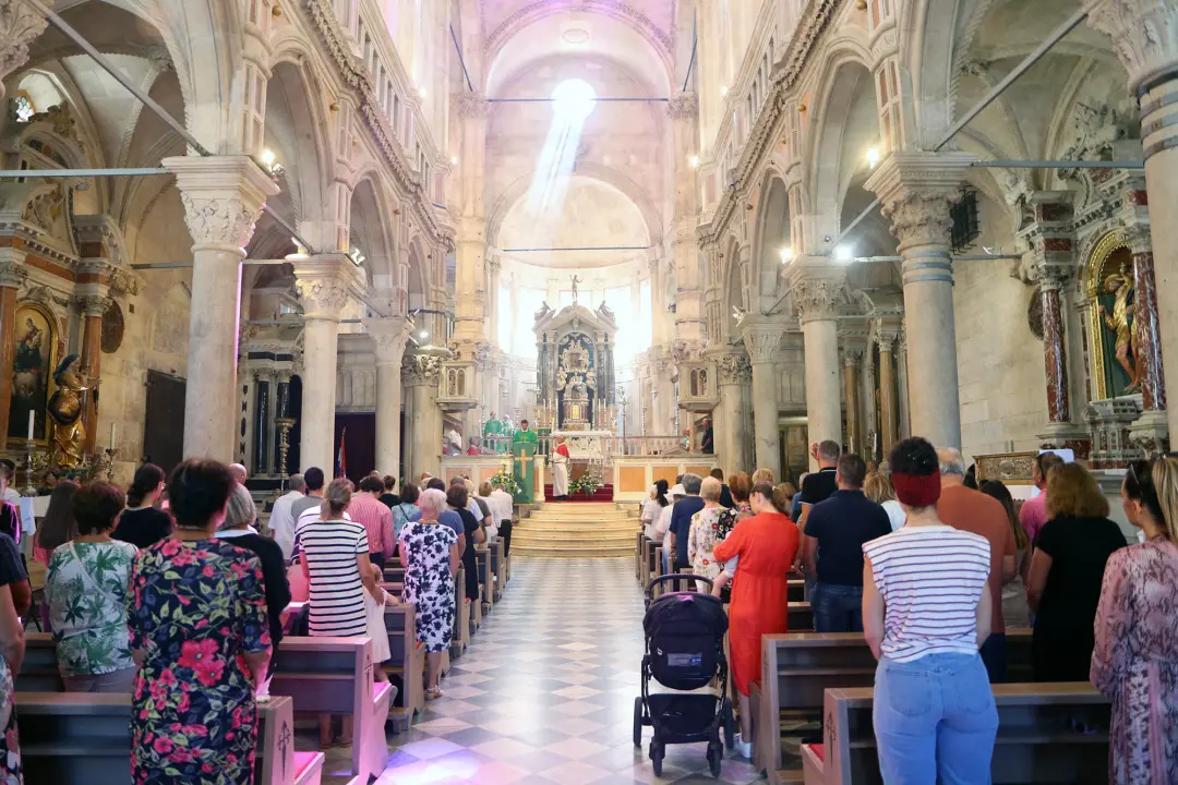 U katedrali slavljena misa za preminule branitelje i biskupa Badurinu