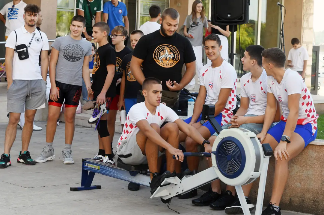 Školski dan u Šibeniku okupio više od 300 djece 