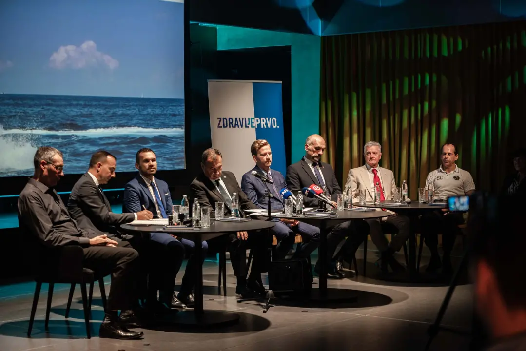 Šibenik dobio brodicu za hitnu pomoć koja plovi i u najekstremnijim vremenskim uvjetima