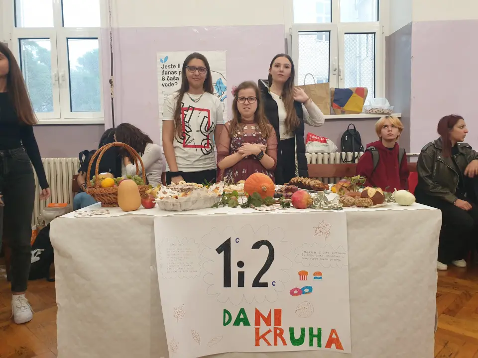 Dani kruha održani u Ekonomskoj školi Šibenik: Dio hrane doniran Caritasu