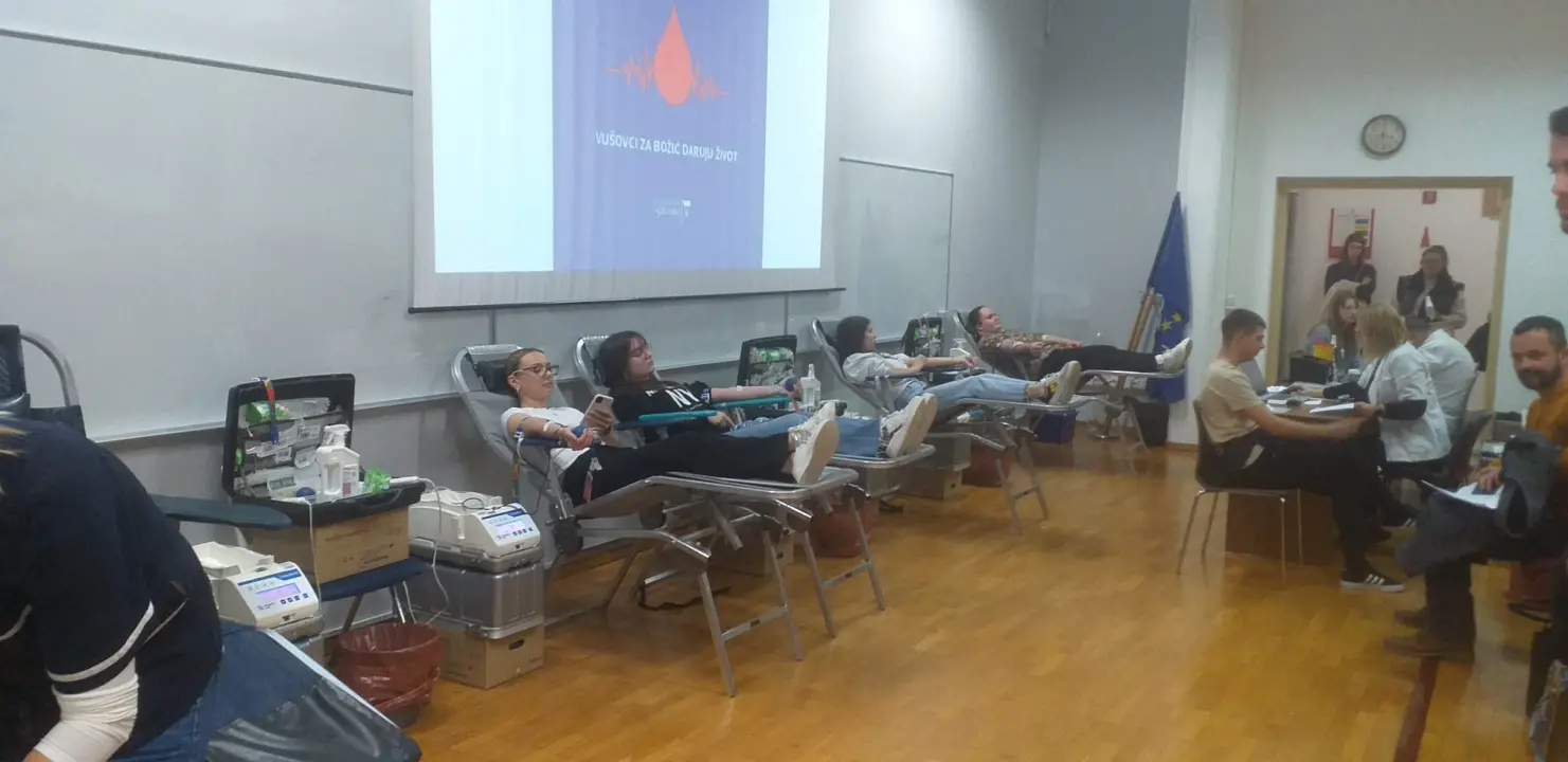 Studenti VUŠ-a u suradnji s Gradskim društvom Crvenog križa Šibenik darovali krv
