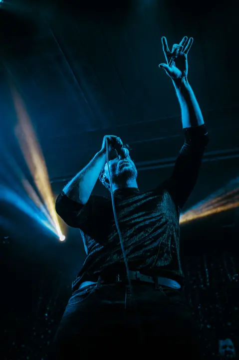 Svemirko sletio u Azimut i synth-pop hitovima rasplesao krcat podij