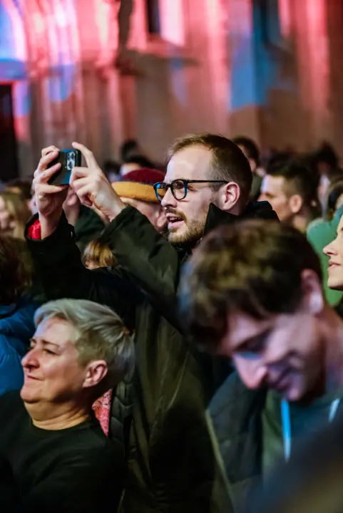 Spektakularan uvod u najluđu noć u godini: Parov Stelar oduševio Šibenčane  