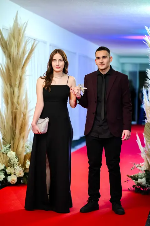 Zavirite na blještavi maturalni ples Ekonomske škole Šibenik (2)