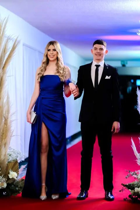 Zavirite na blještavi maturalni ples Ekonomske škole Šibenik (1)