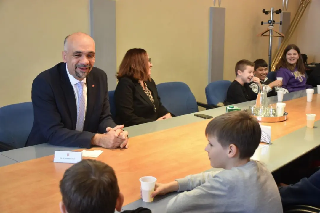 Osnovnoškolci iz Čiste Velike posjetili župana