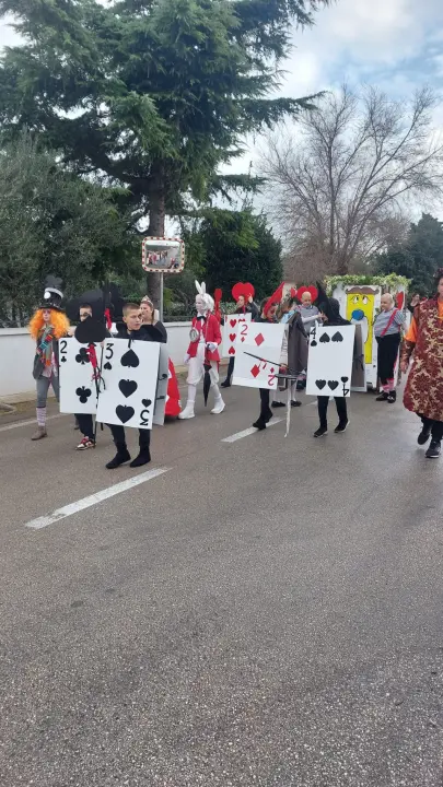 Male Bake maskama oduševile publiku u Murteru