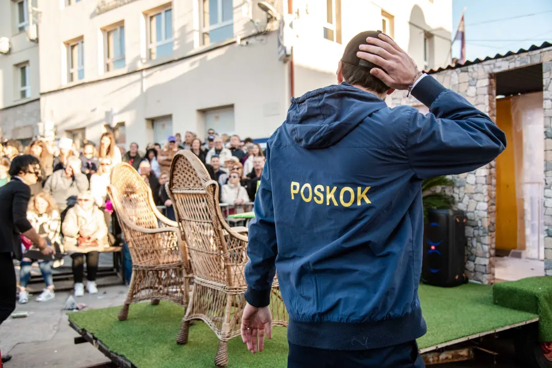 FOTOGALERIJA (1) Aleksandra Prijović nastupila u Murteru, tamo zabrana nije bilo