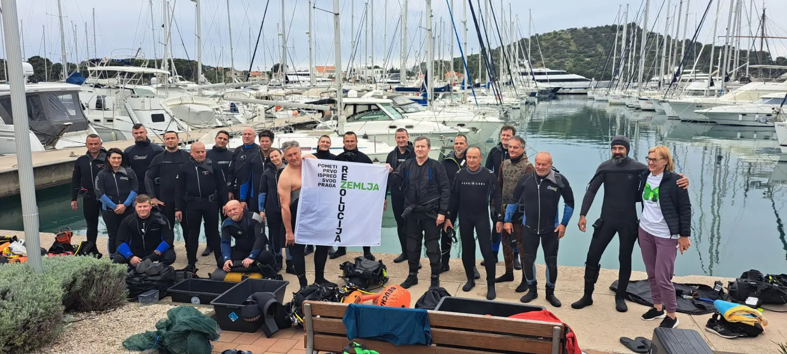Održana akcija čišćenja podmorja na području Marine Betina 