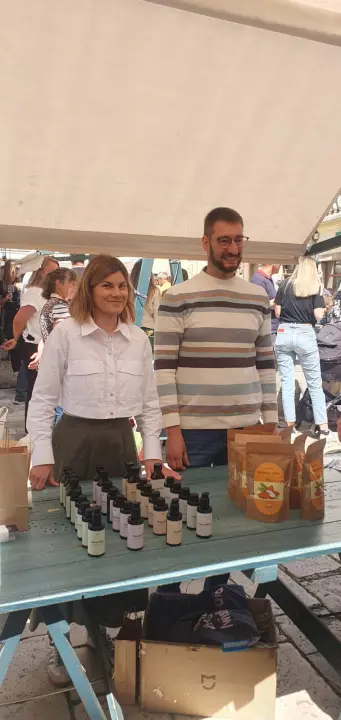 Jure Rončević zajedno s obitelji bavi se uzgojem badema: ‘Nismo htjeli zapustiti djedovinu’