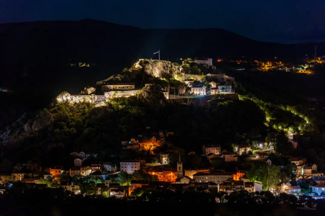 Dijelimo ulaznice za koncert Radojke Šverko na Kninskoj tvrđavi!
