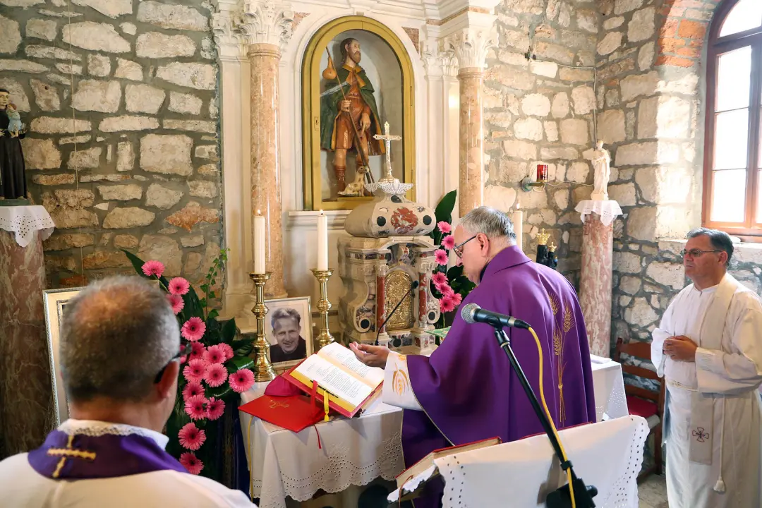 Svećenici Šibenske biskupije okupili se u Primoštenu