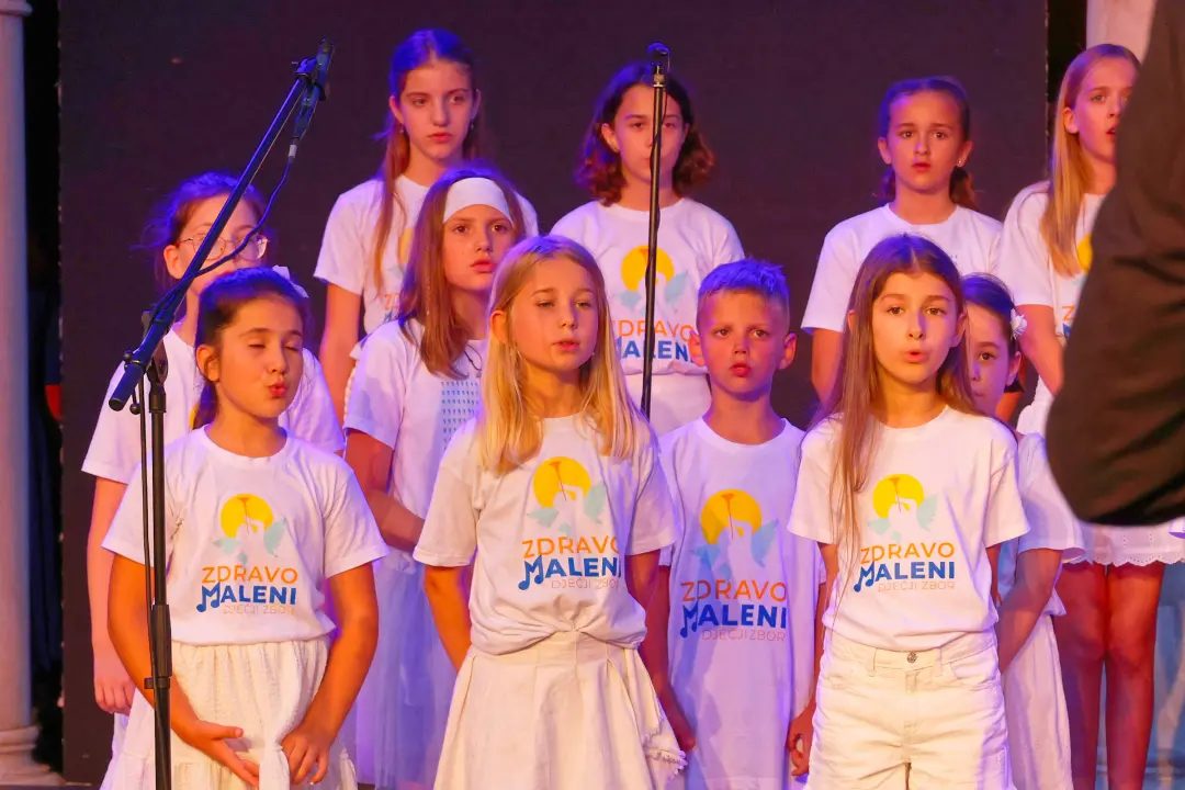 Talijanski akrobati oduševili Šibenčane: Evo što su vam iz MDF-a pripremili za danas  